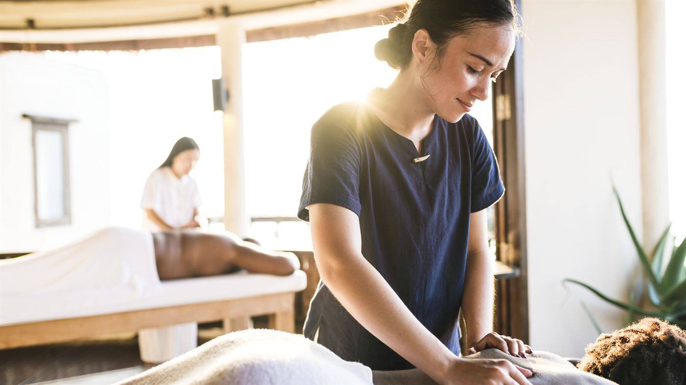 Illustration formation praticien en massage bien-être
